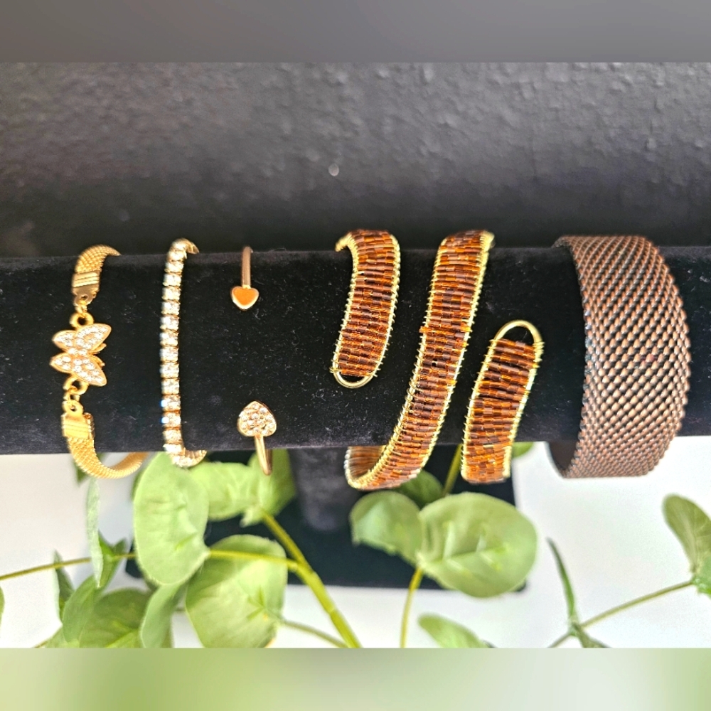 5 Pc Bracelets Bundle 🥰